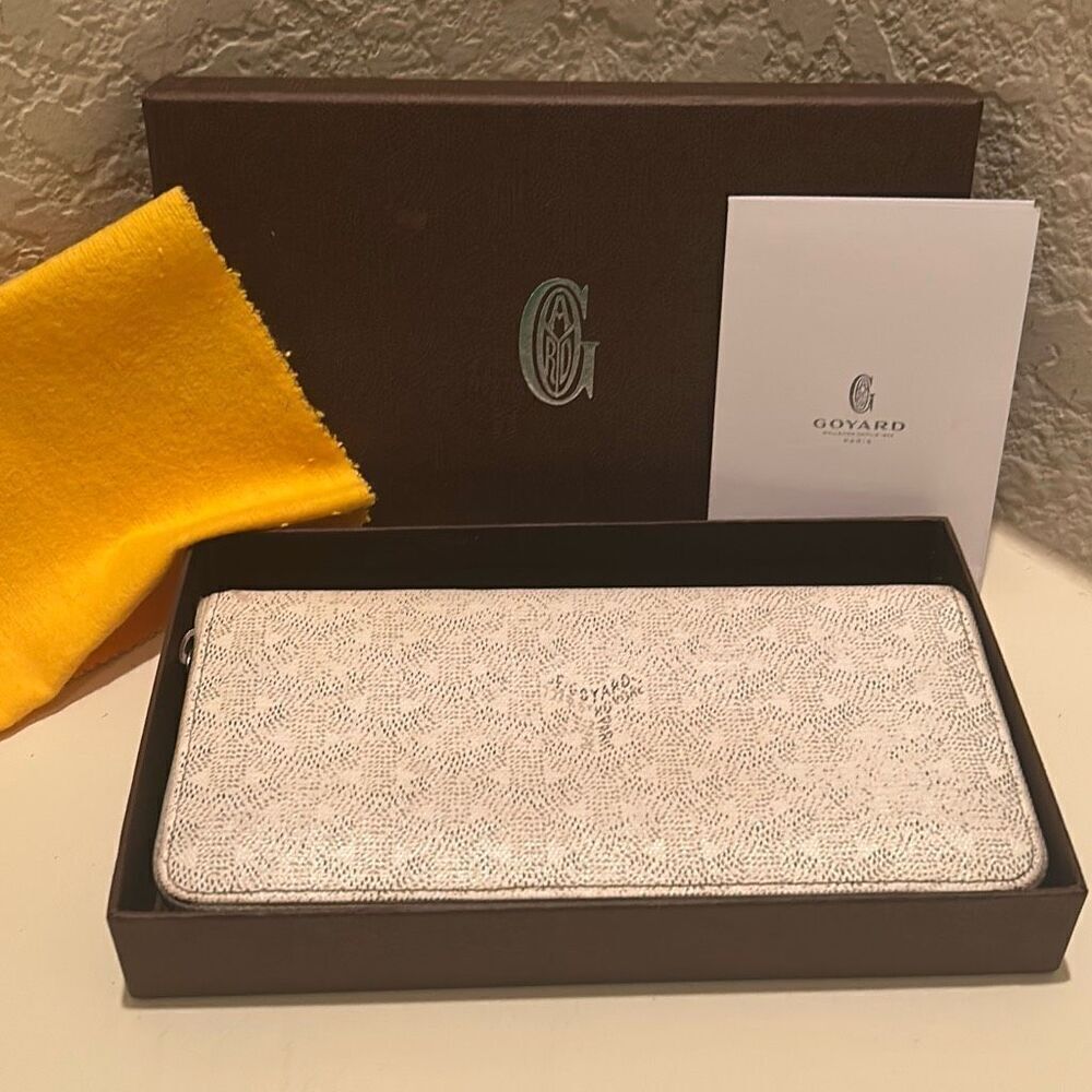 Goyard Matignon Zip Around Long Wallet White Leather Pattern Luxury Artsy Summer